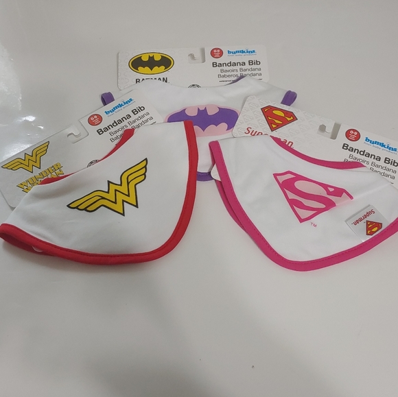 Bumkins DC Comics Bandana Bib

Girl set of three - - Picture 1 of 8
